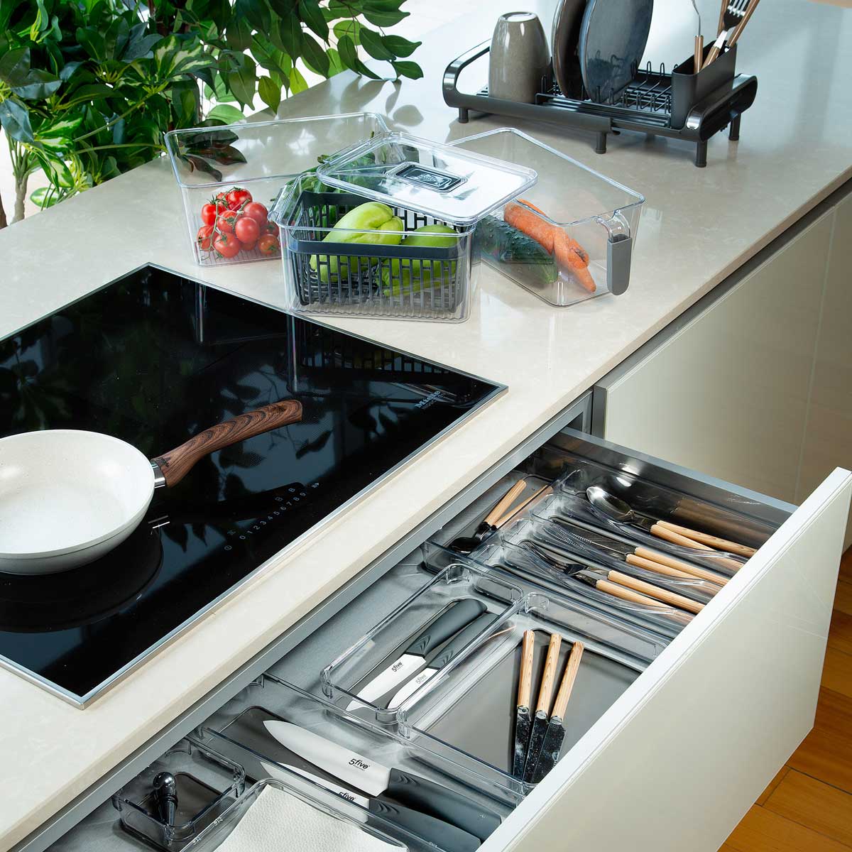 Caixa de arruma&ccedil;&atilde;o com fundo cinza 9x9cm