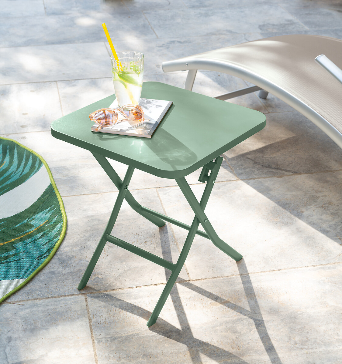 Mesa encart&aacute;vel GREENSBORO quadrada verde olive