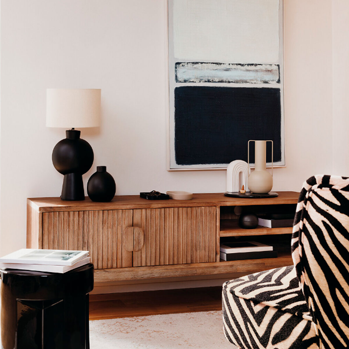 M&oacute;vel de tv SABOR castanho em madeira ac&aacute;cia