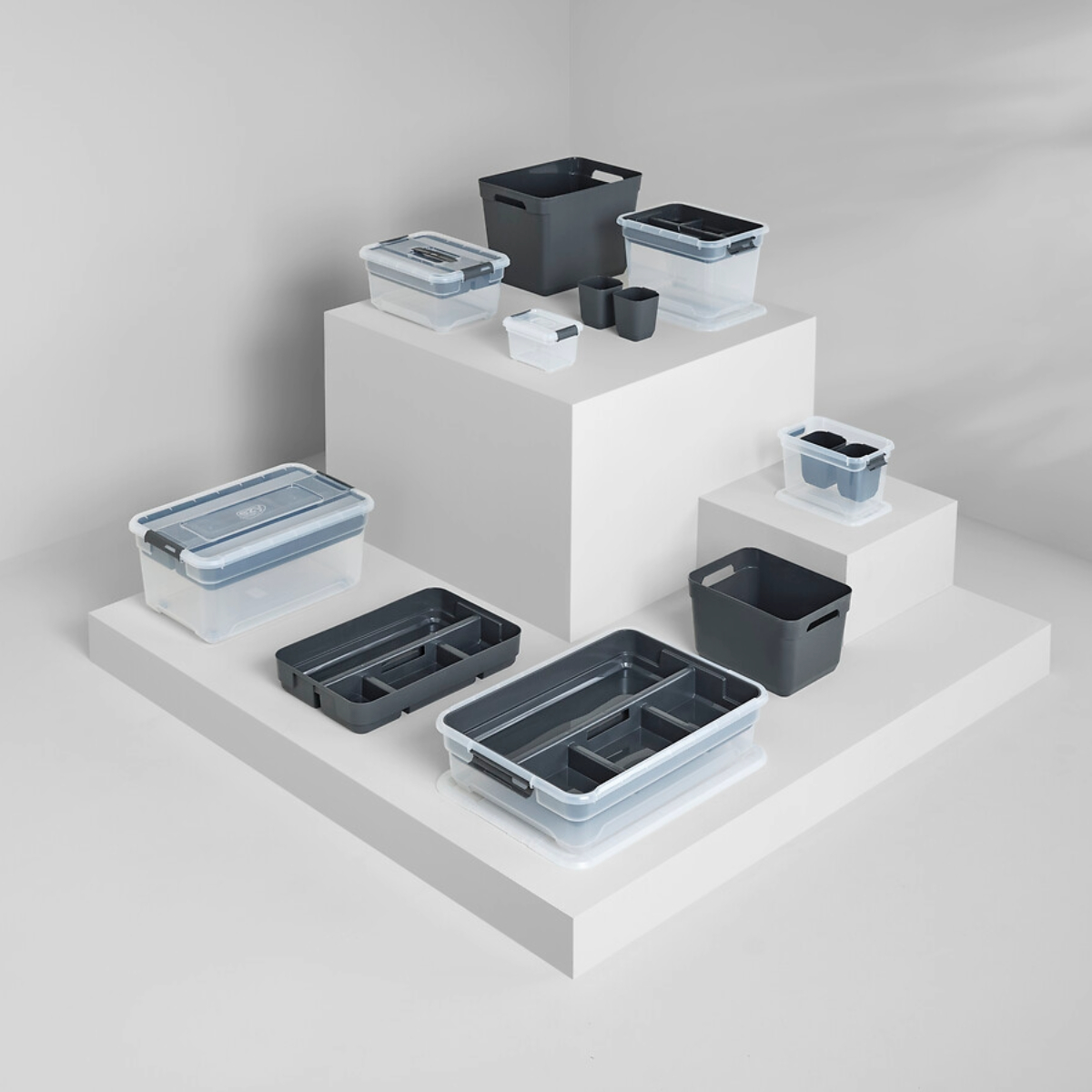 Caixa de arruma&ccedil;&atilde;o SOLUTIONS transparente 13l