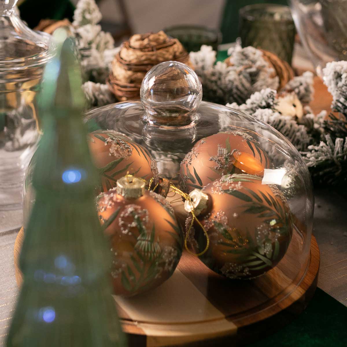 Prato para bolo com tampa em vidro e base em madeira ac&aacute;cia 28cm