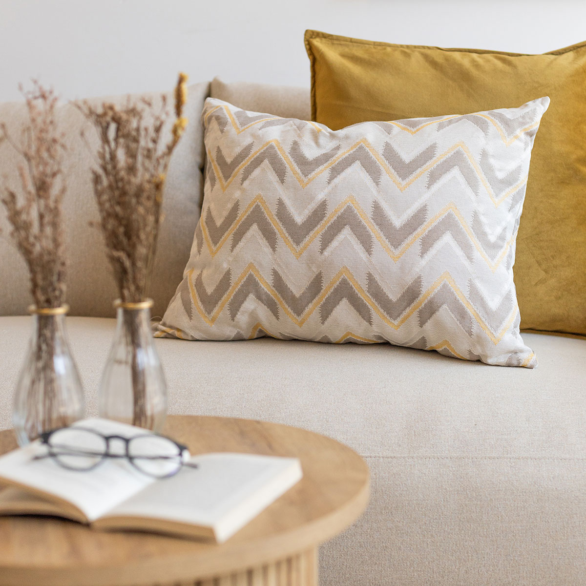 Almofada VIBES amarelo e bege 45x60cm