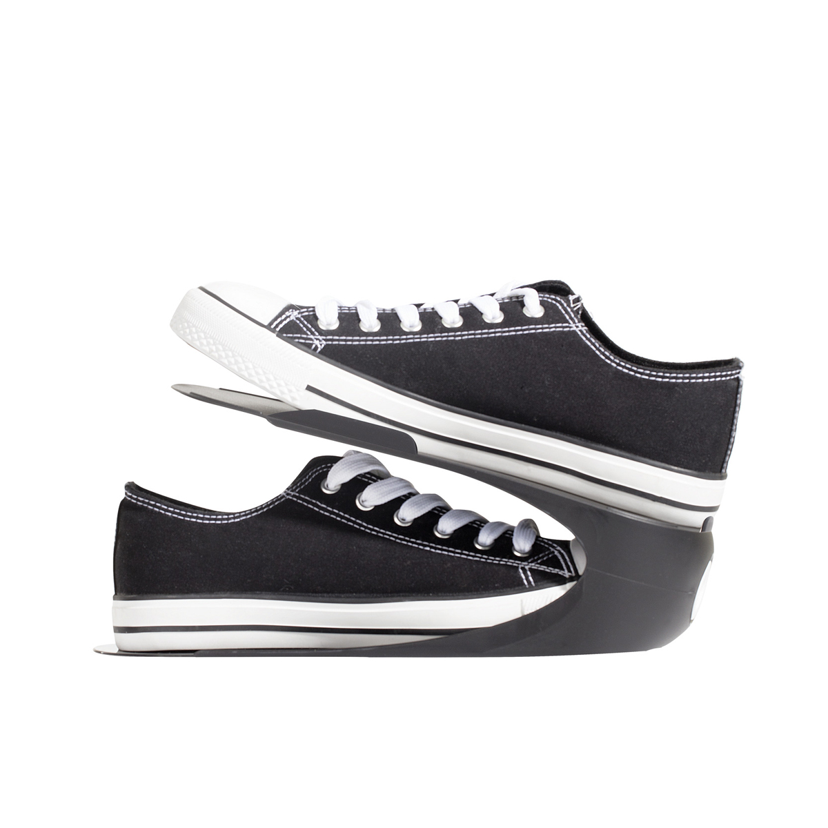 Suporte preto para sapatos