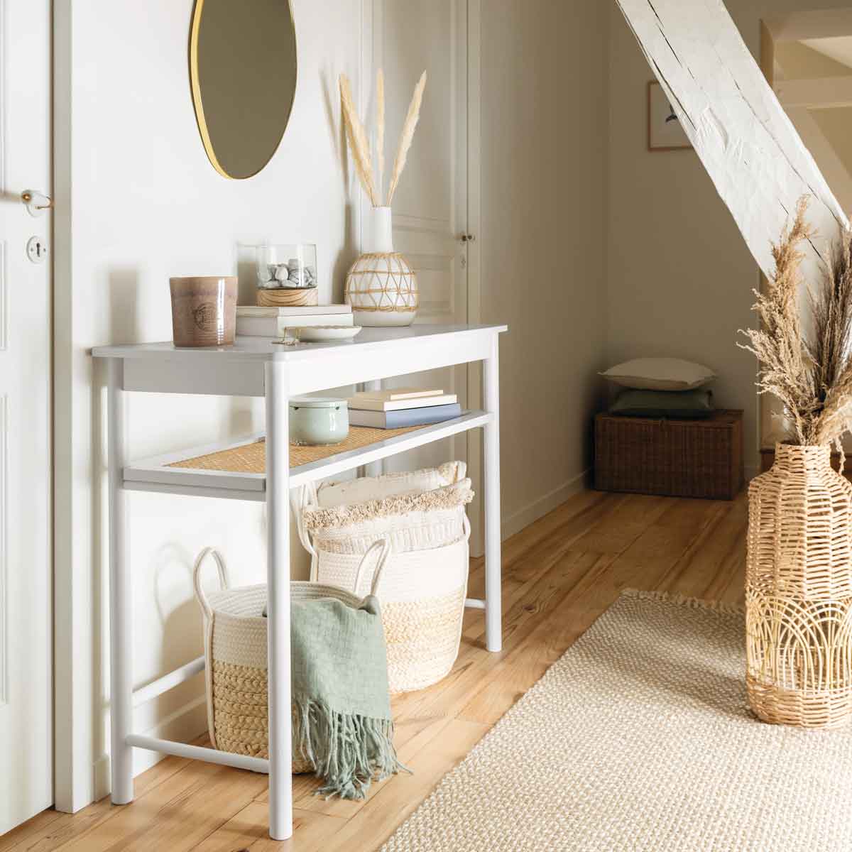 Consola branca em mdf